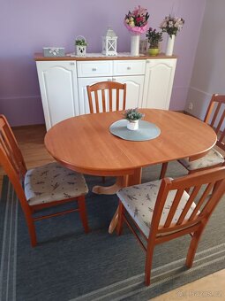 Prodám stůl + čtyři  židle - 2