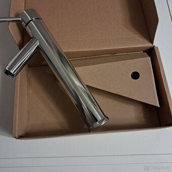 Stojanková umyvadlová baterie Kinse 310 mm, chrom - 2