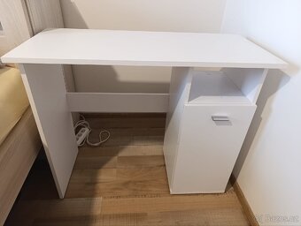 Malý pracovní stůl - 2