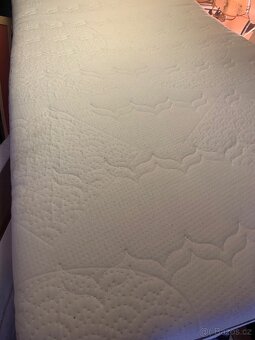 Prodám 2 matrace 90x200x22 cm - 2