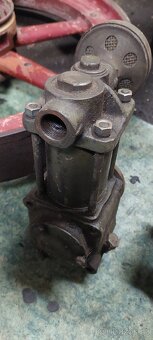 Přídavný kompresor TATRA 805 - 2