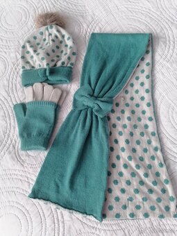 Dívčí komplet čepice, rukavice a šála - 2