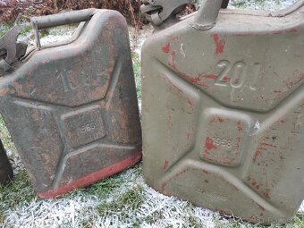 Plechový kanystr Sandrik 10 l a 20 l - 2