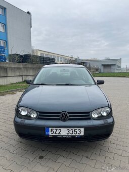 Volkswagen Golf IV 1.6 74 kW - 2