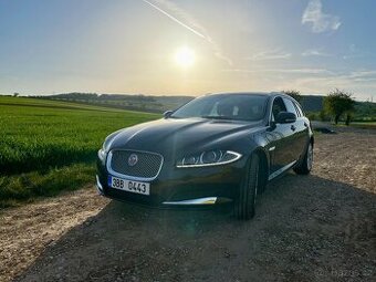Jaguar XF 2.2D 147kW - pár chyb - 2