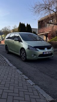 Mitsubishi Grandis 2.4 MIVEC benzin (2004) - 2