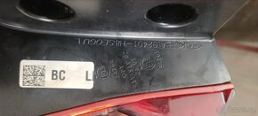 Kia Stonic Levé zadní světlo - 2