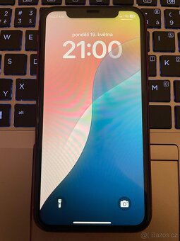 iPhone Xr - 2