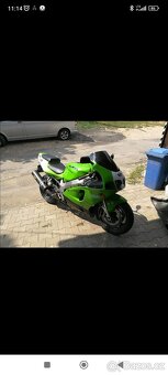 Kawasaki ninja ZX-R750 - 2