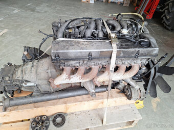 Motor Mercedes 124 300D - 2