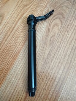 Osa Rock shox maxle 20mm - 2