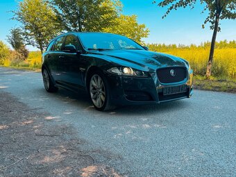 Jaguar XF 2015 R-Sport - 2