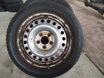 Zimní pneu 205/55 R16 - 2