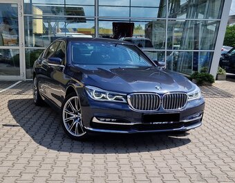 BMW 750i xDrive Pure Excellence, 1. majitel, DPH - 2