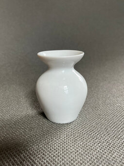 Míšeň Meissen Miniaturní porcelánová vázička 6 cm - 2