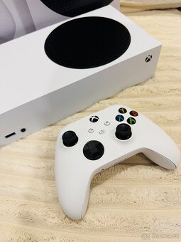 Microsoft Xbox Series S 512GB - 2