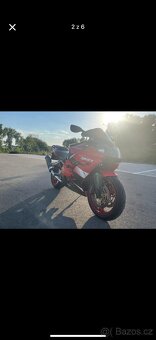 Kawasaki zx9r 2001 - 2