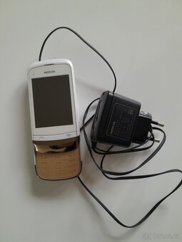 Prodám mobil Nokia - 2