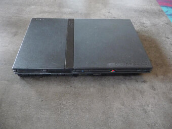 ps2 slim konzole + 10 her (model SCPH-90004) - 2