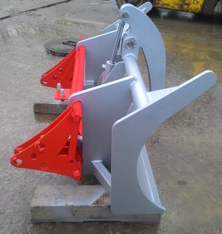 Čelní rampovač s uchycovacím zubem do Euroúchytu - 2