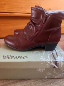 Kotníkové zimní boty s nízkým podpatkem - 2