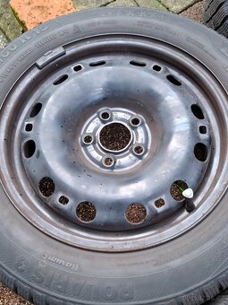 ZIMNÍ SADA+PLECH ŠKODA RAPID/FABIA III.-- 185/60/R15" - 2