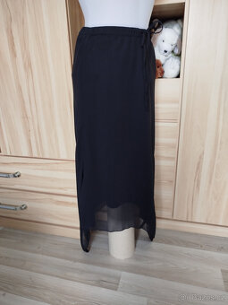černá sukně, zn.HM - 2