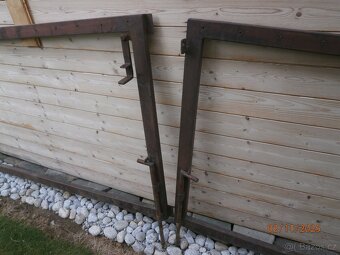 dvoukřídlá brána - 2