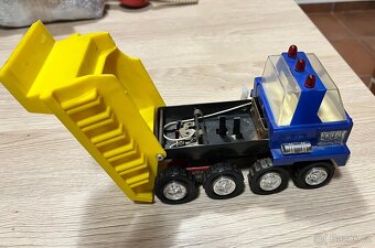 Retro staré autíčko - 2