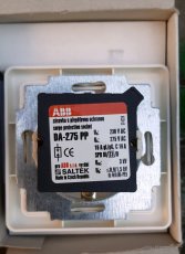 Zásuvka s přepěťová ochranou, trafa aj. - 2