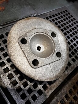 Jawa 250/353 hlava valce - 2