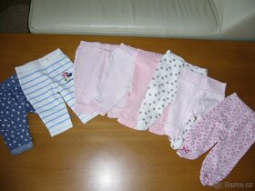 Oblečení holka, 1-3 měsíce, 50 ks + ponožky a rukavičky - 2