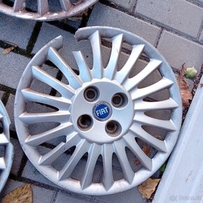 3ks Poklice Fiat Punto Grande/Evo 4x100 15" - 2