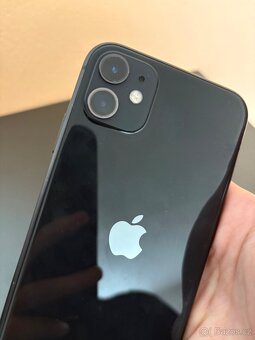 iPhone 11 64GB - 2