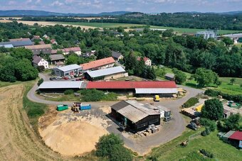 areál se stavebním pozemkem - 2