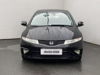 Honda Civic 1.4i , 73 kW benzín, 2010 - 2
