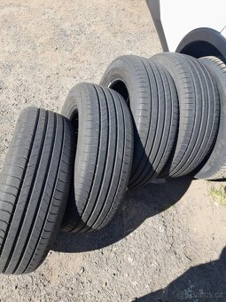 Prodám 4ks. zánovních letních pneu Bridgestone - 2