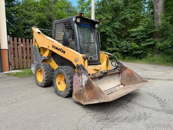 Kolový nakladač KOMATSU SK714 - 2