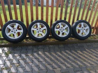 Alu kola Peugeot 207- 15 palců 4x108 HEZKÉ - 2