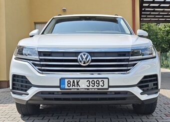 VW Touareg V6 3.0 TDI, 11/2020, 4x4, tažné, původ ČR, +DPH - 2