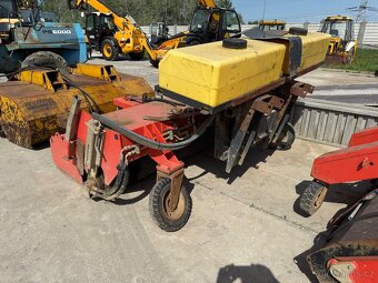 Zametacia kefa na traktor bagr - 2