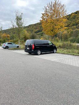 Hyundai H-1: mikrobus 8 míst, 2.5 diesel, 2010 - 2