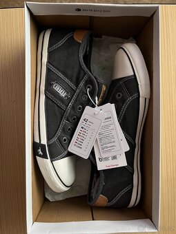 Tenisky Mustang Slip on - 2