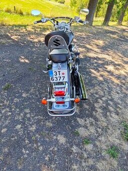 Suzuki Intruder C800 - 2