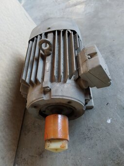 Asynchronní motor 3 kW - 2