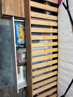 Postel s úložným prostorem - 2