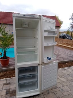 Lednice s mrazakem Bosch A+++ - 2