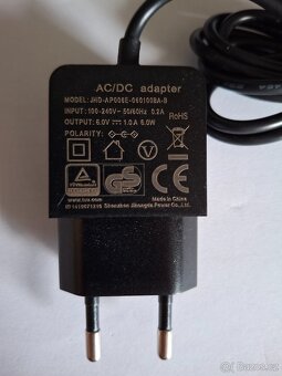 Adaptér output: 6.0 V, 1.0A, 6.0W - 2