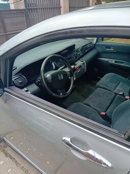 Honda FR-V 2,2 i-CDTi r.v.2005 - 2