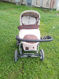 Dětský kočárek - 2
